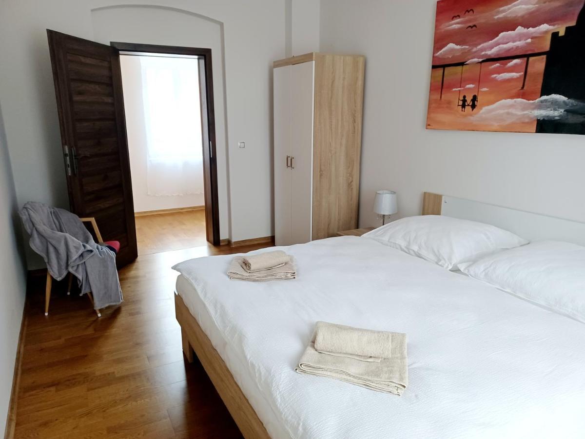 Apartment Hlavni Mariánské Lázně Exteriör bild