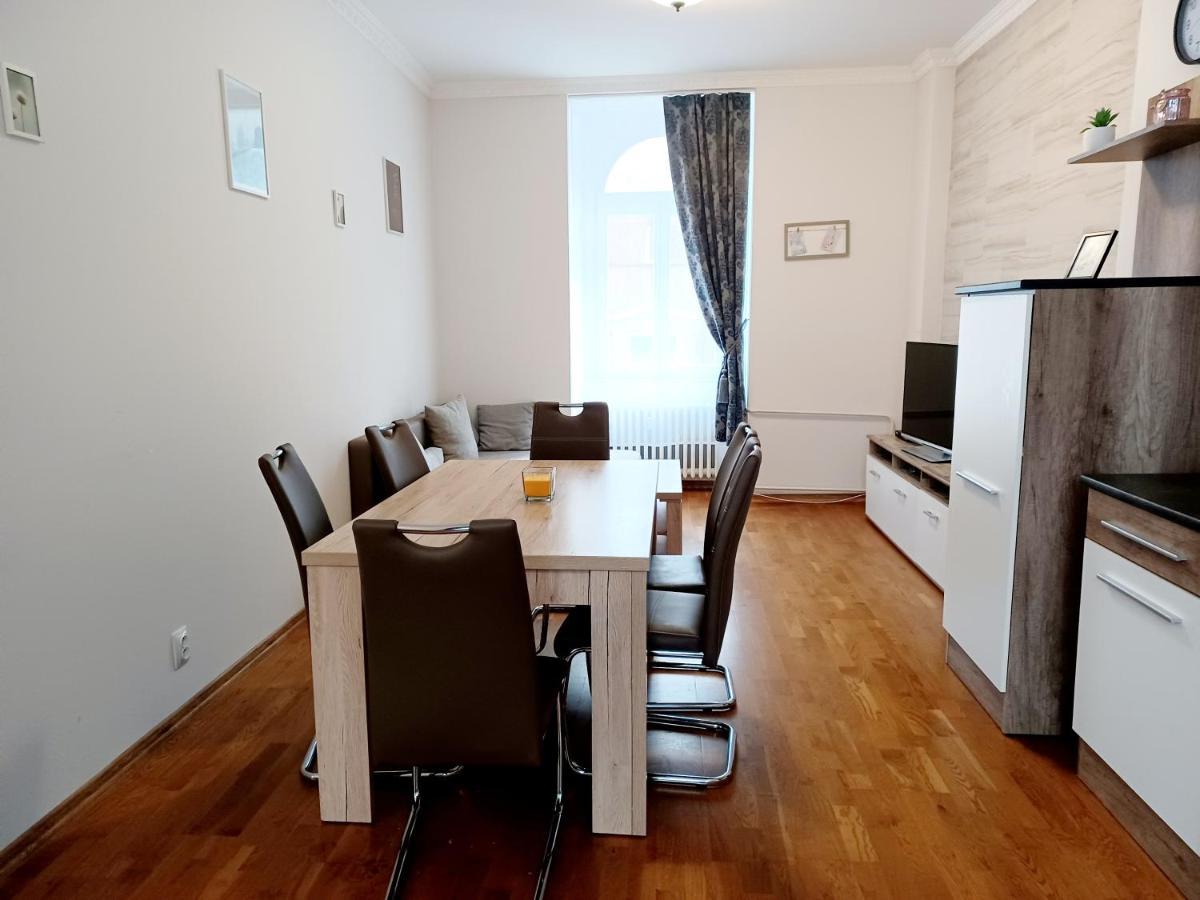 Apartment Hlavni Mariánské Lázně Exteriör bild
