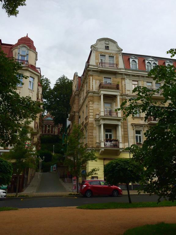 Apartment Hlavni Mariánské Lázně Exteriör bild